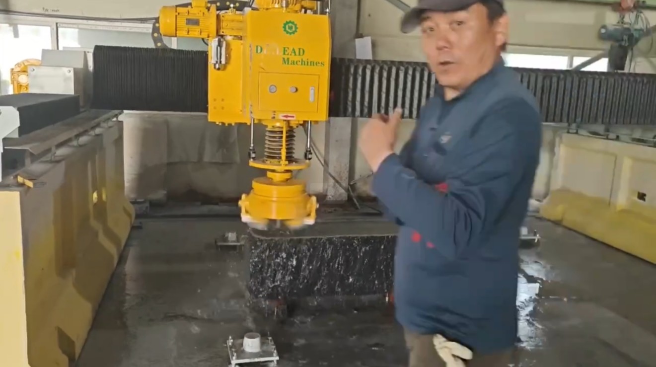 τελευταία εταιρεία περί Αυτοματοποιημένη μηχανή γυάλωσης με μία κεφαλή στη Νότια Κορέα